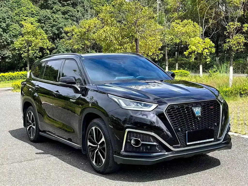 Toyota Crown Kluger 2022 из CN, фото 3