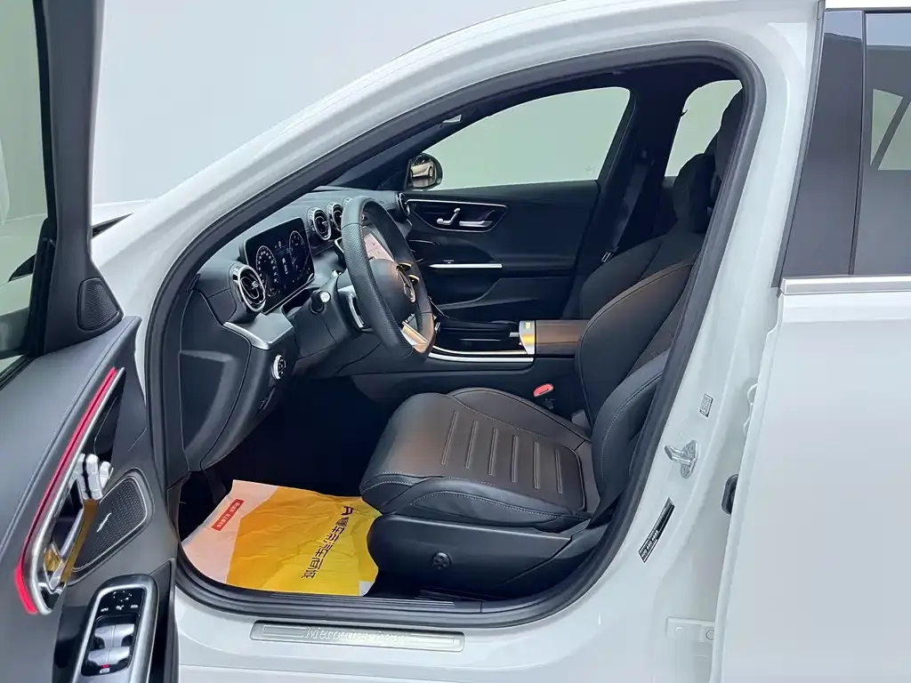 Mercedes-Benz C-Class 2024 из CN, фото 5