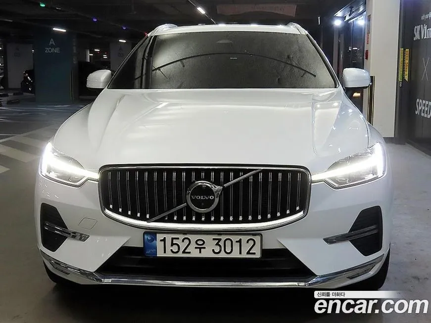 Volvo XC60 — фото 1