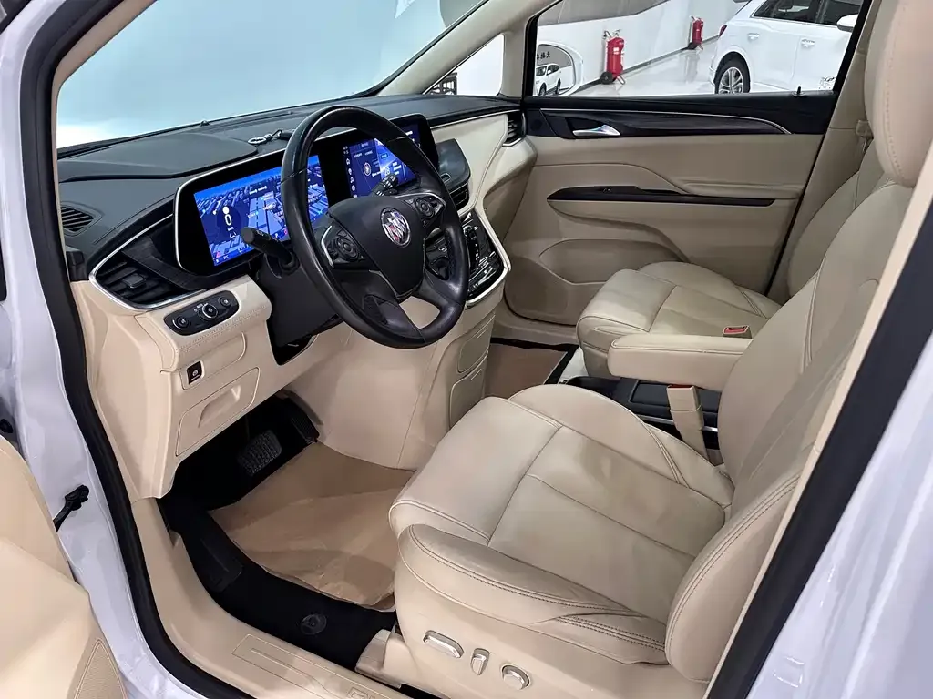 Buick GL8 2024 из CN, фото 5