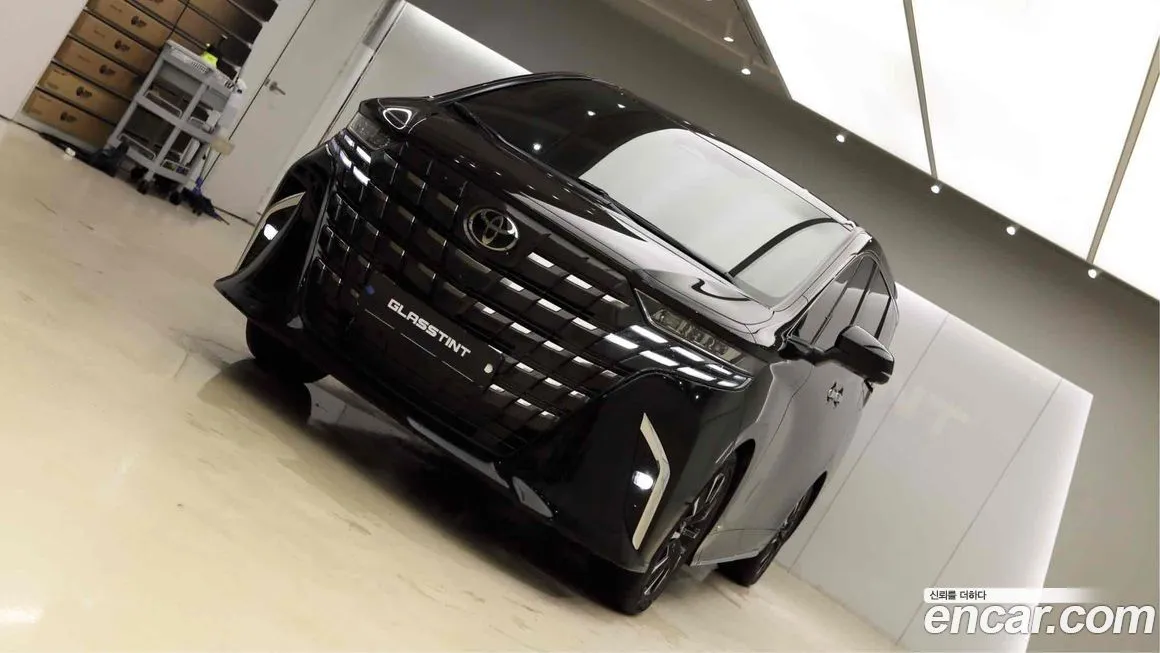 Toyota Alphard 2025 из KR, фото 2