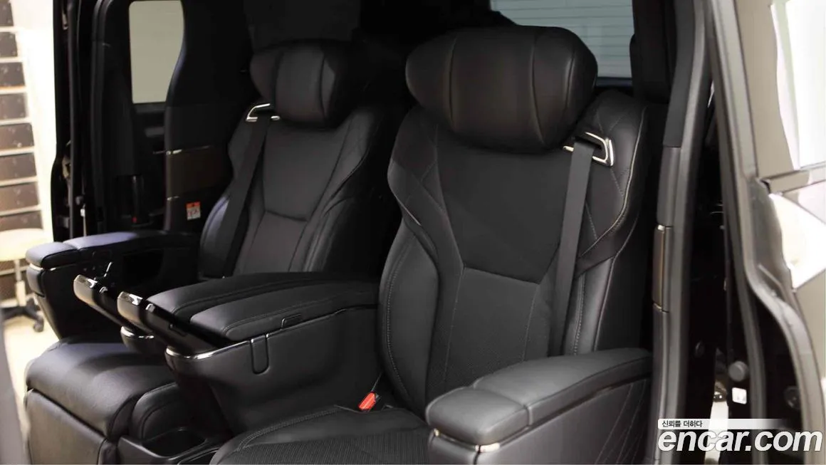 Toyota Alphard 2025 из KR, фото 3