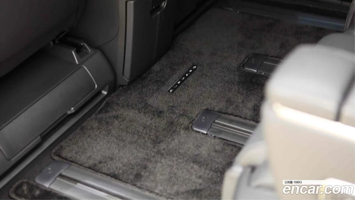 Toyota Alphard 2025 из KR, фото 8
