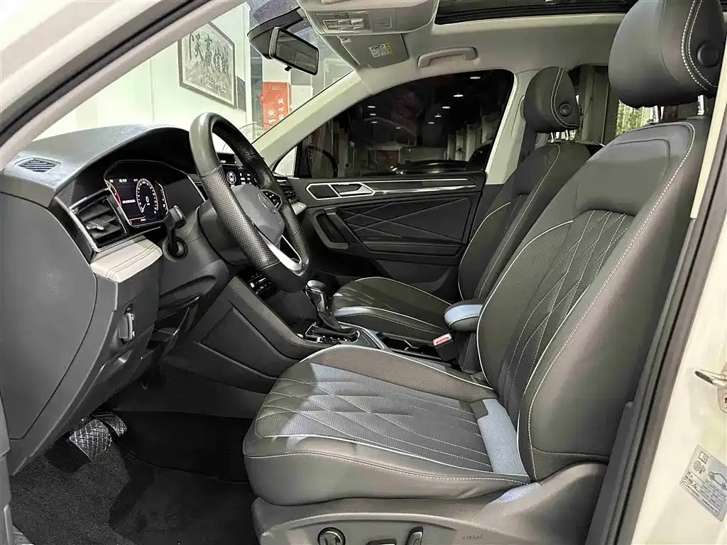 Volkswagen Tiguan L 2022 из CN, фото 4