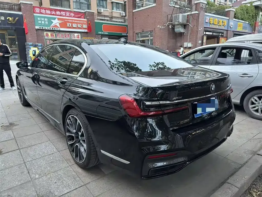 BMW 7 Series 2021 из CN, фото 5
