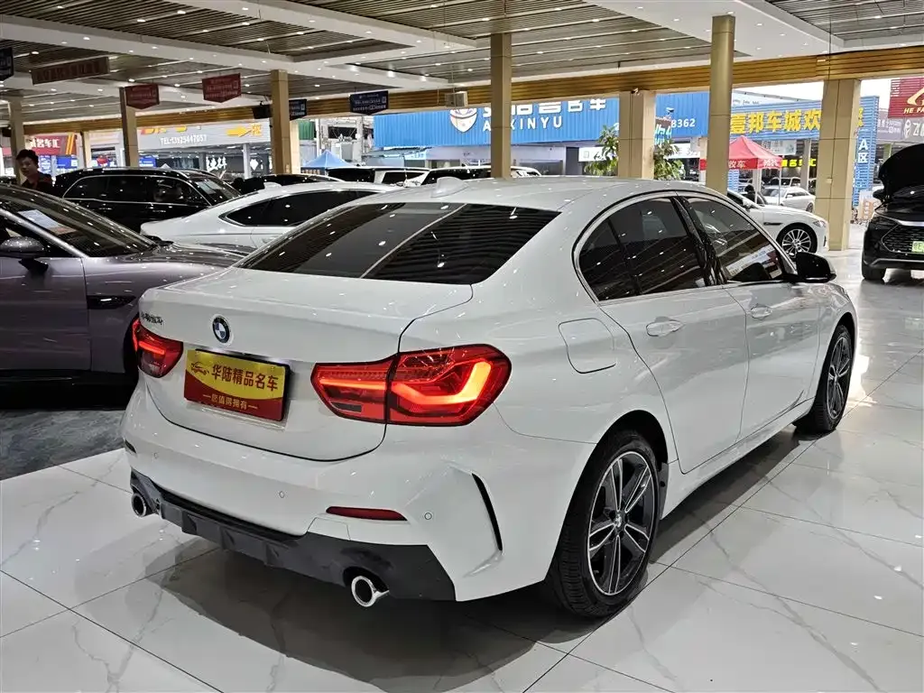 BMW 1 Series 2022 из CN, фото 4