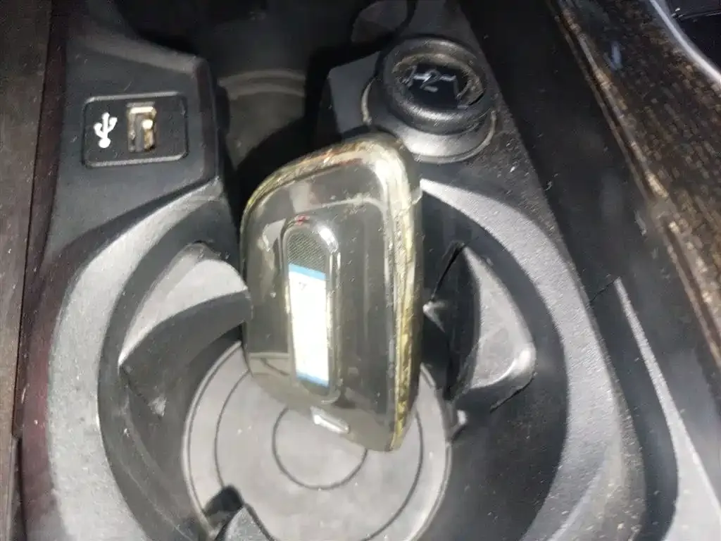 BMW 3 Series 2022 из CN, фото 9