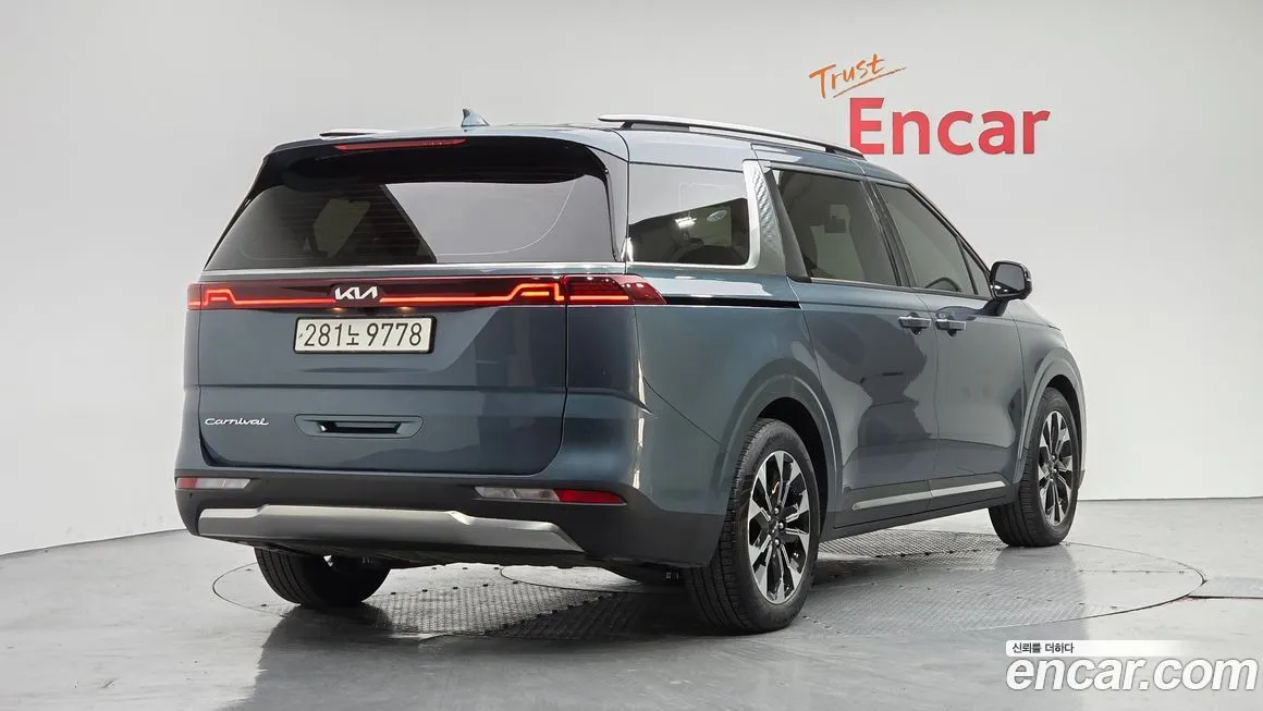 Kia Carnival 2023 из KR, фото 2
