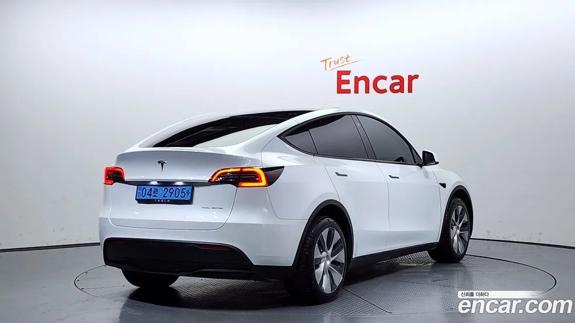Tesla Model Y 2022 из KR, фото 2