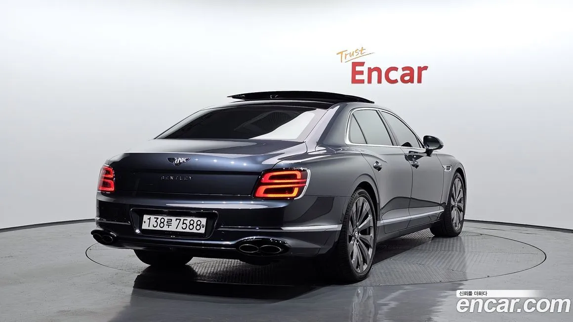 Bentley Flying Spur 2021 из KR, фото 2