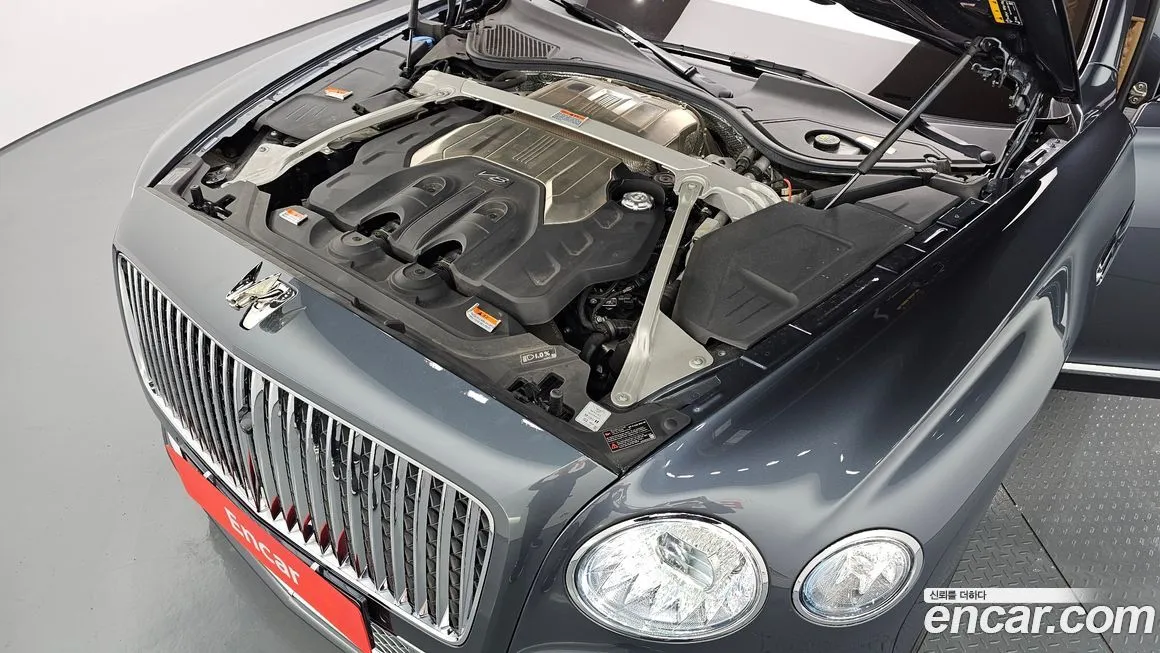 Bentley Flying Spur 2021 из KR, фото 6