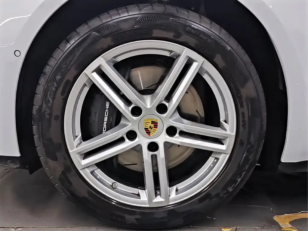 Porsche Panamera 2025 из CN, фото 10