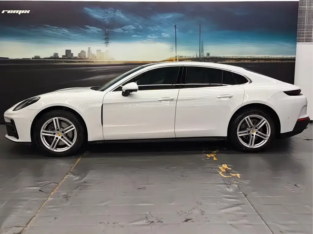 Porsche Panamera 2025 из CN, фото 2