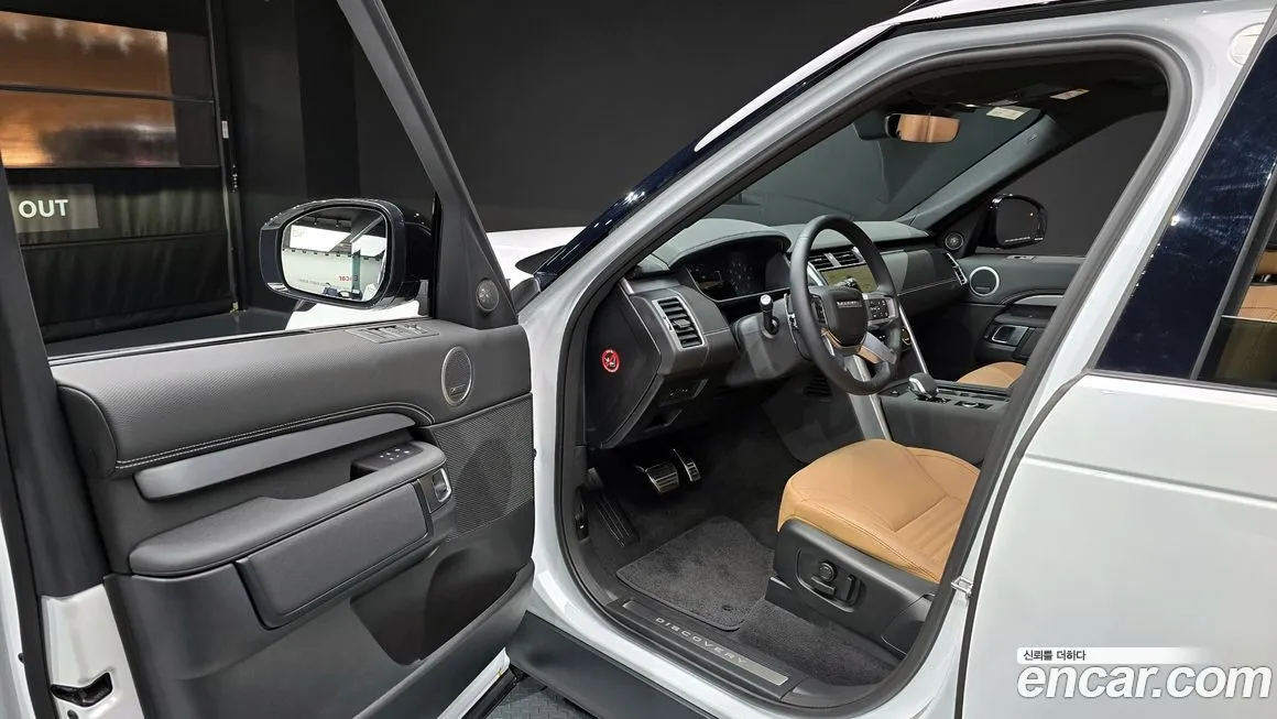 Land Rover Discovery 2024 из KR, фото 10