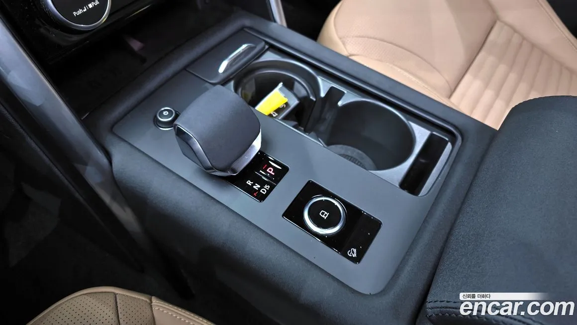 Land Rover Discovery 2024 из KR, фото 9