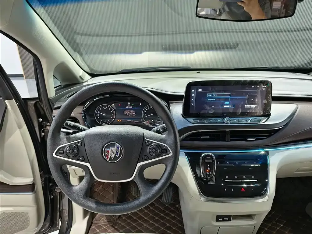 Buick GL8 2023 из CN, фото 10