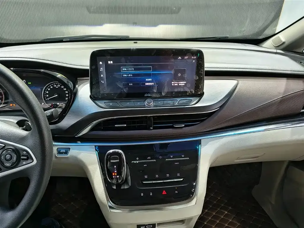 Buick GL8 2023 из CN, фото 9