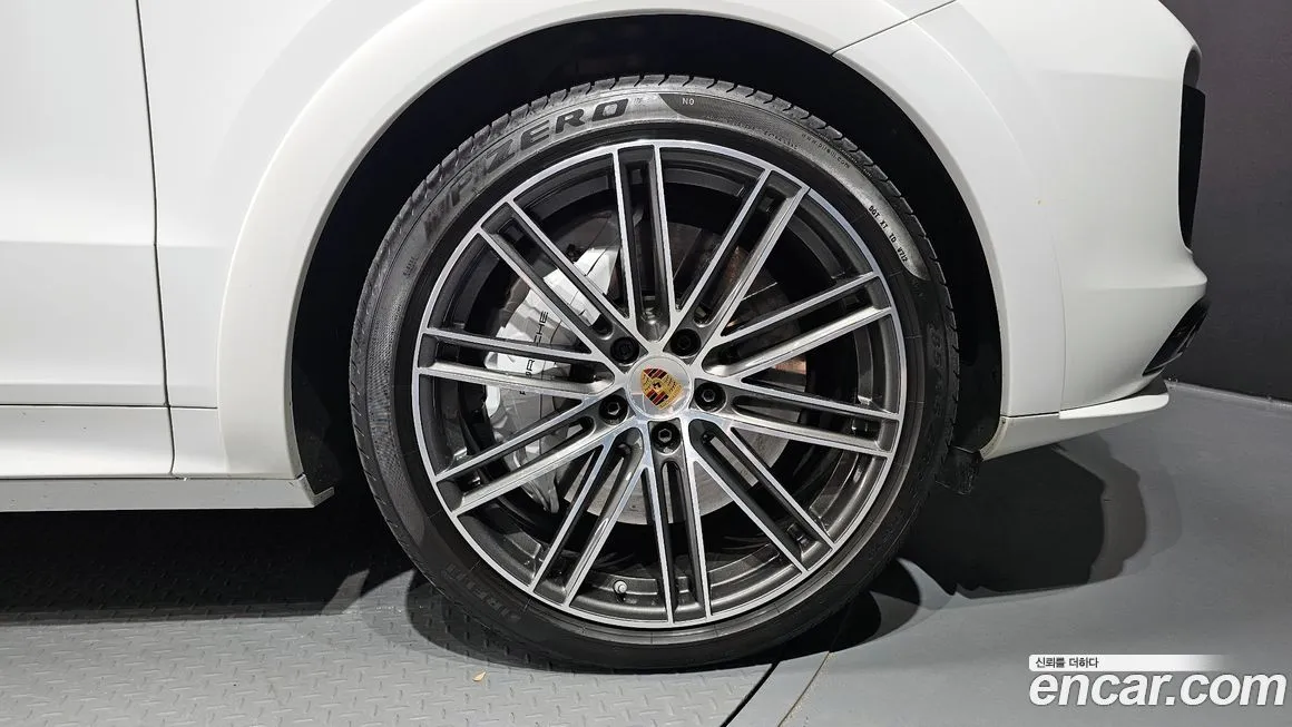 Porsche Cayenne 2023 из KR, фото 5