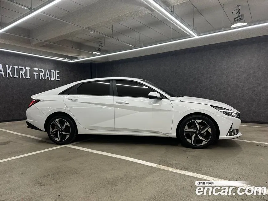 Hyundai AVANTE — фото 2