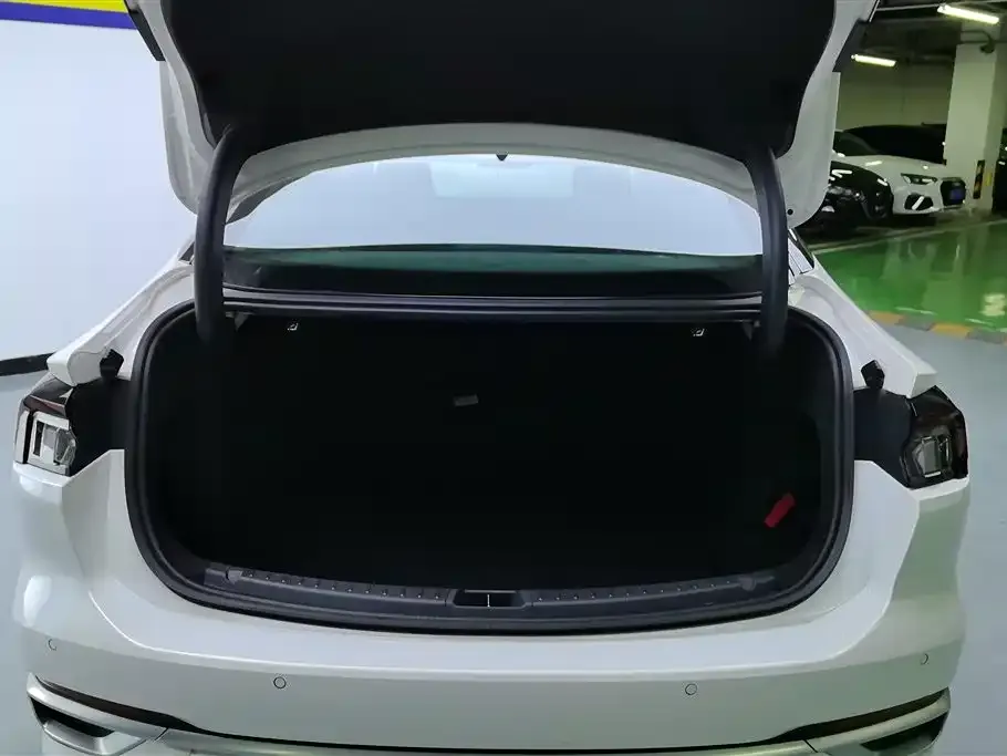 Ford Mondeo 2023 из CN, фото 4