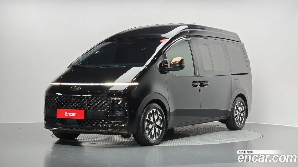 Hyundai Staria 2024 из KR, фото 1