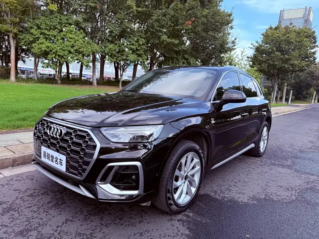 Audi Q5L 2023 из CN, фото 1