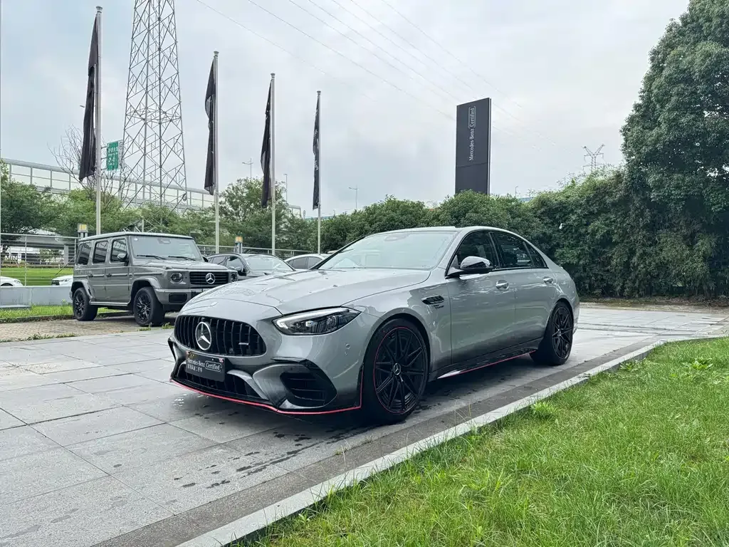 [object Object] C-Class AMG New Energy 2024 из CN, фото 2