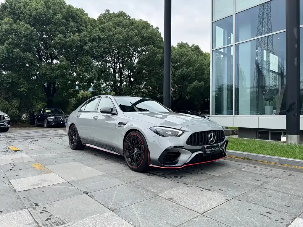 [object Object] C-Class AMG New Energy 2024 из CN, фото 4