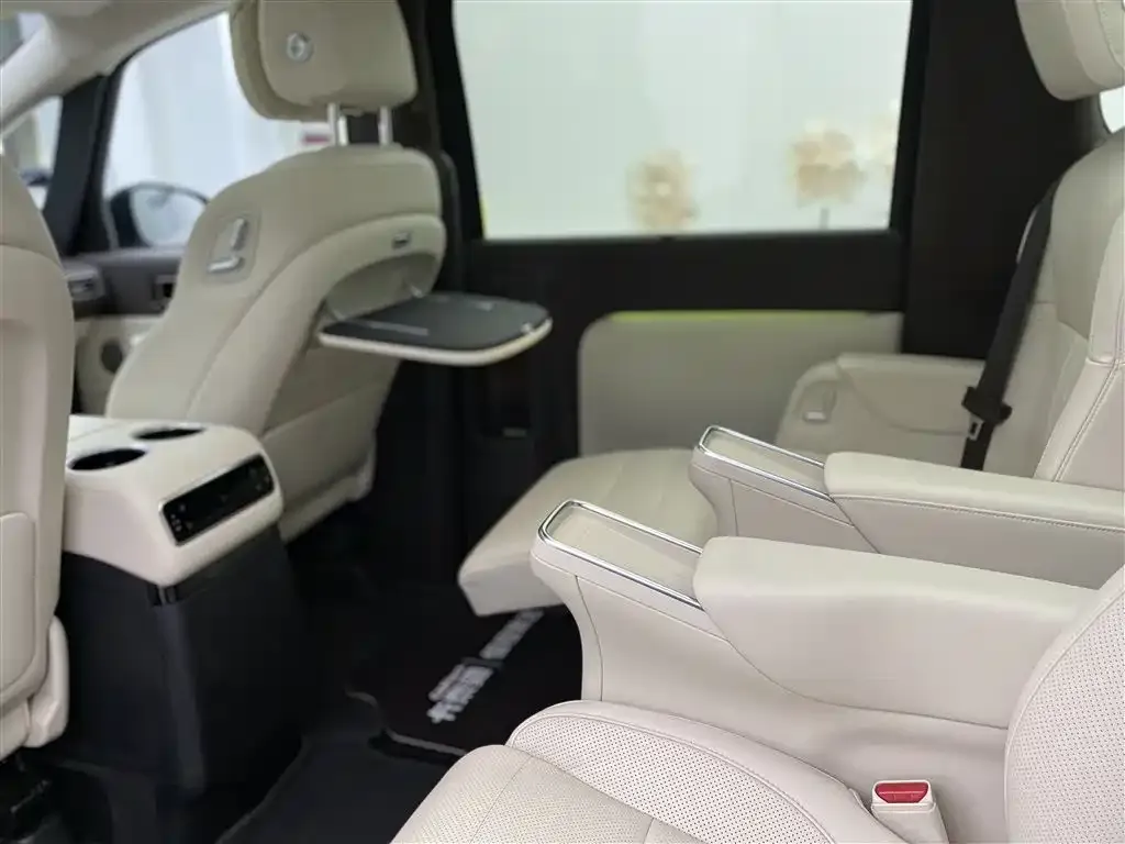 Li Auto MEGA 2024 из CN, фото 8