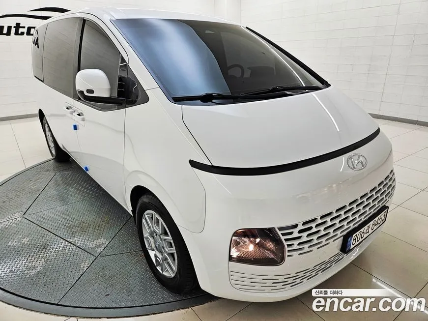 Hyundai Staria 2022 из KR, фото 2