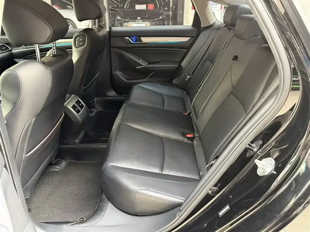 Honda Accord 2021 из CN, фото 10