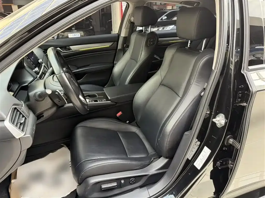 Honda Accord 2021 из CN, фото 9