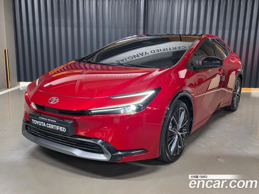 Toyota Prius — фото 1