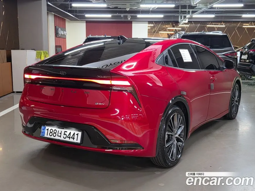 Toyota Prius — фото 2