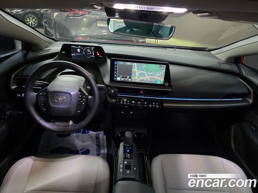 Toyota Prius — фото 7