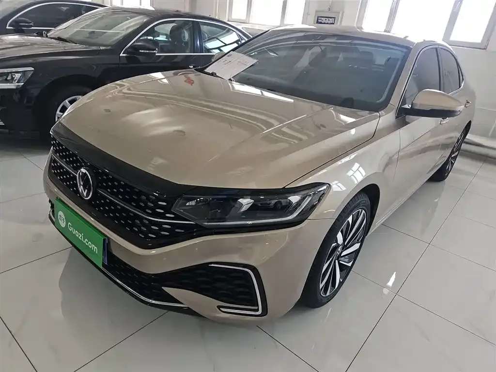 Volkswagen Passat 2022 из CN, фото 1