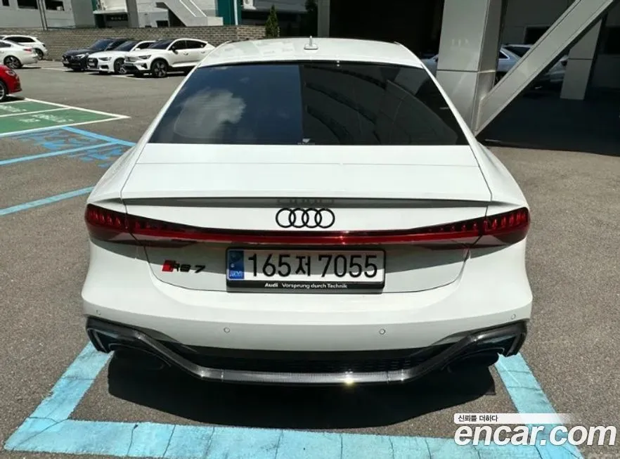 Audi RS7 2023 из KR, фото 4