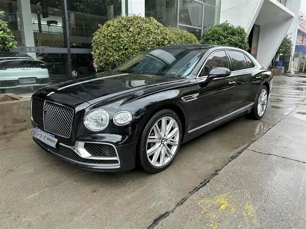 Bentley Flying Spur 2024 из CN, фото 1
