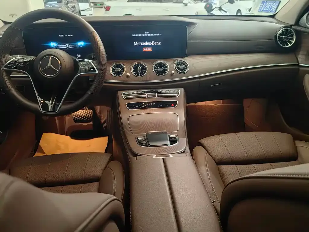 Mercedes-Benz E-Class 2023 из CN, фото 10