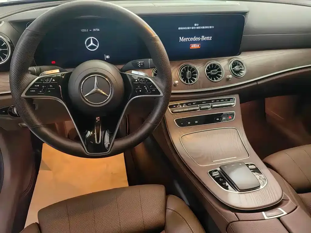 Mercedes-Benz E-Class 2023 из CN, фото 5