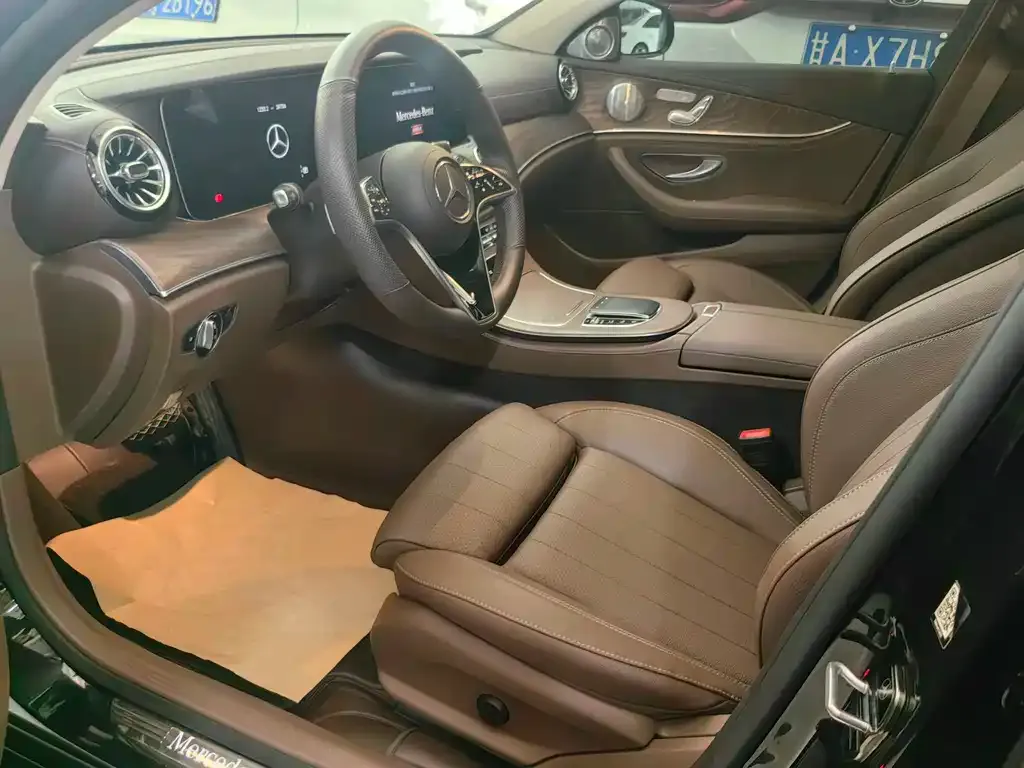 Mercedes-Benz E-Class 2023 из CN, фото 6