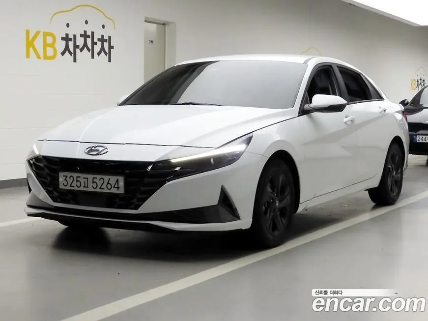 Hyundai AVANTE 2023 из KR, фото 2
