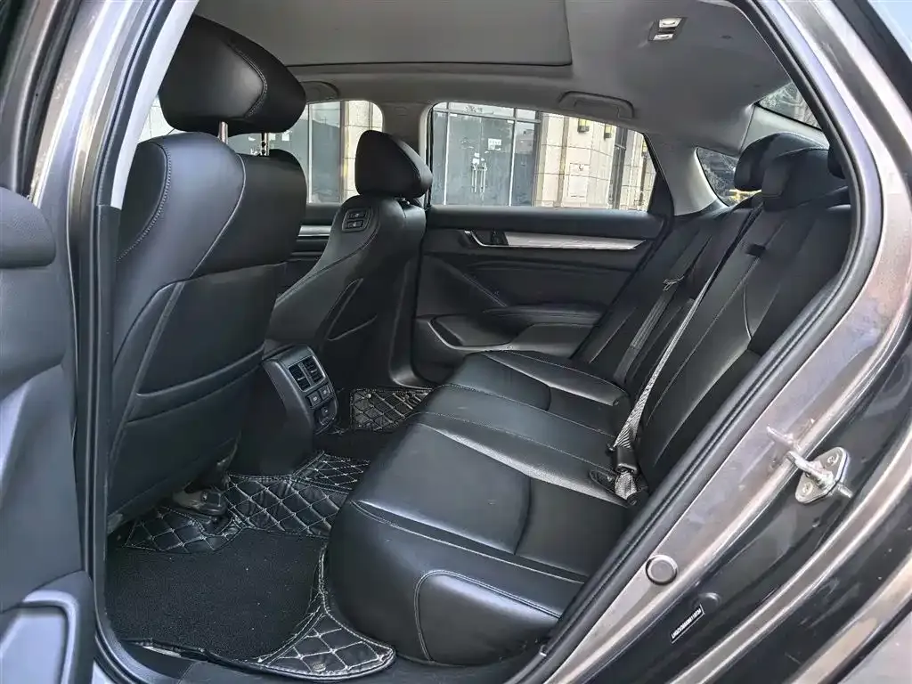 Honda Accord 2021 из CN, фото 6