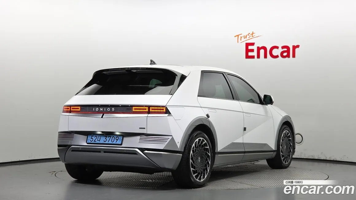 Hyundai Ioniq5 — фото 2