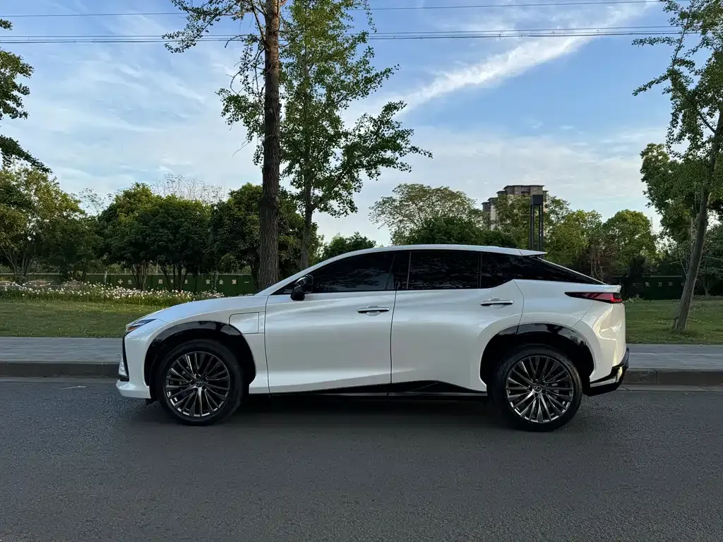 Lexus RZ 2023 из CN, фото 3