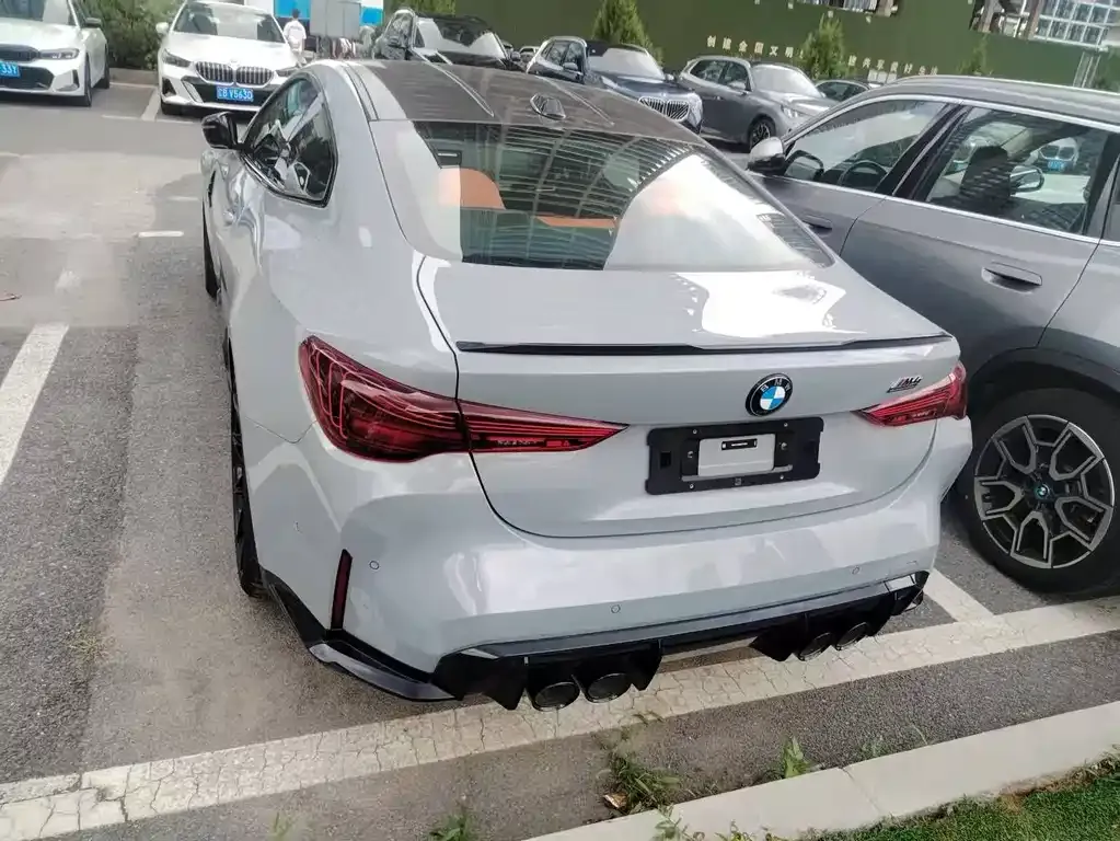 BMW M4 — фото 2