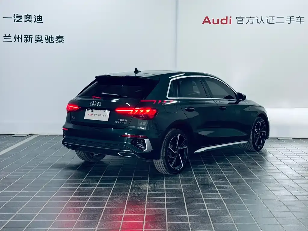 Audi A3 2024 из CN, фото 6