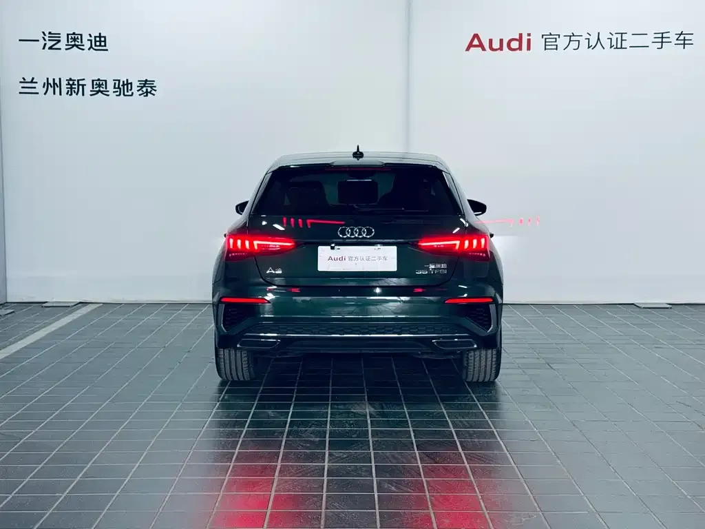 Audi A3 2024 из CN, фото 7