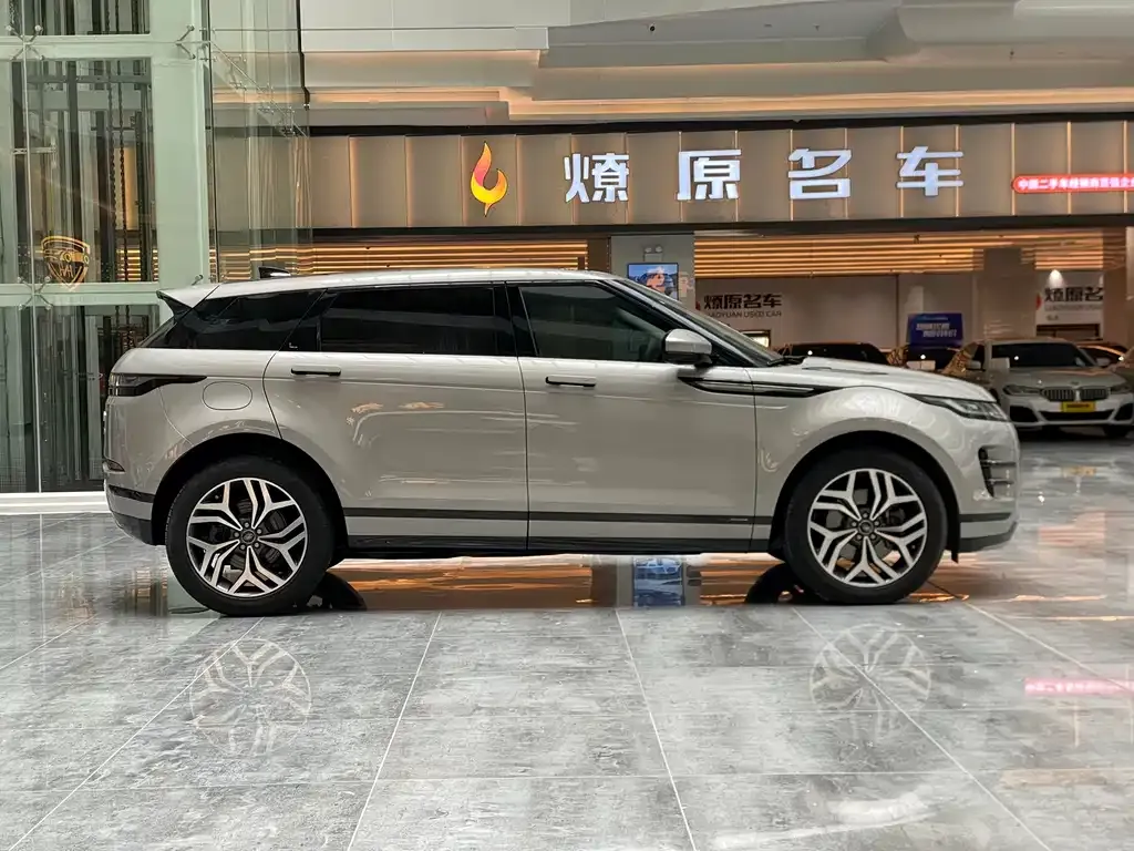Land Rover Evoque 2022 из CN, фото 4
