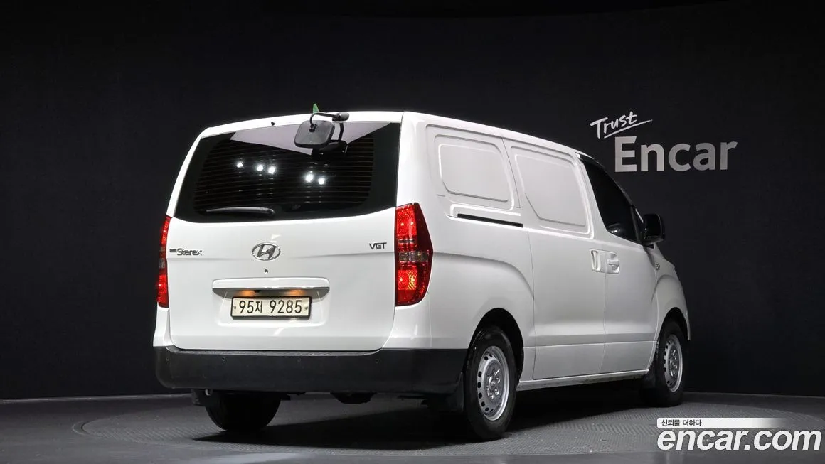 Hyundai Starex 2021 из KR, фото 2